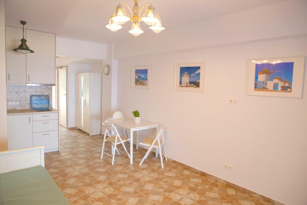 Mediterranean Sandy Beach Apartment Tolón Exterior foto